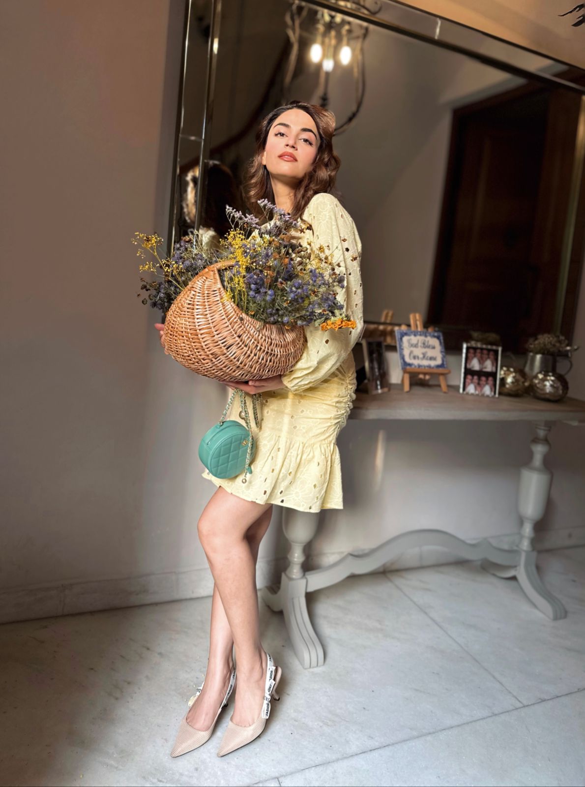 Unveiling 1101's Unique Gems and Trendsetting Ensembles!