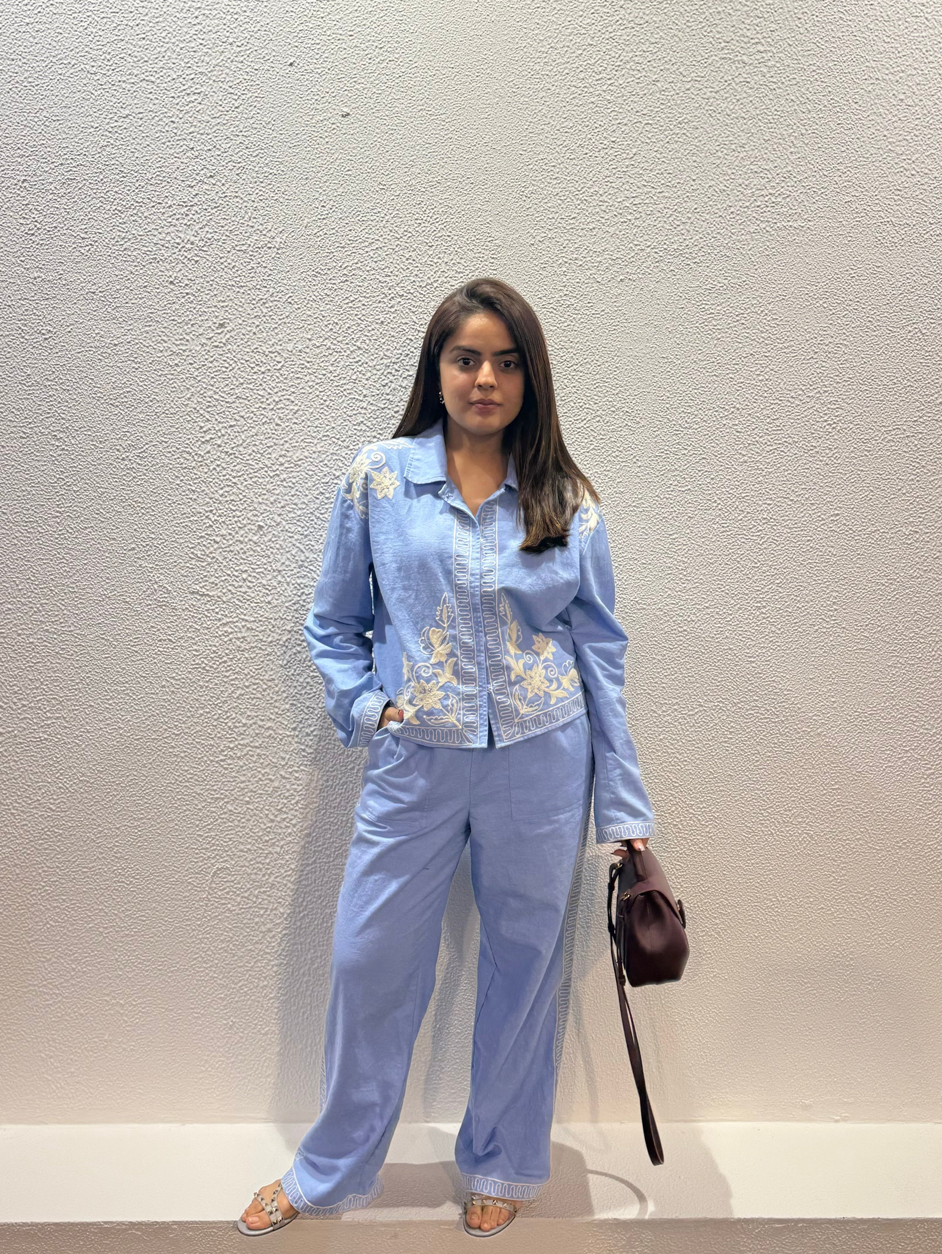 Simran Luthria in Sky Azul